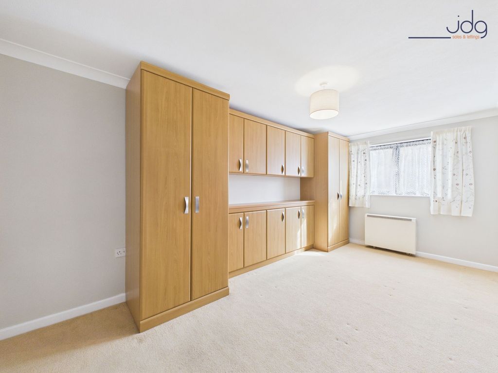 Property photo 3 of 7 Bedroom With Fitted Wardrobe