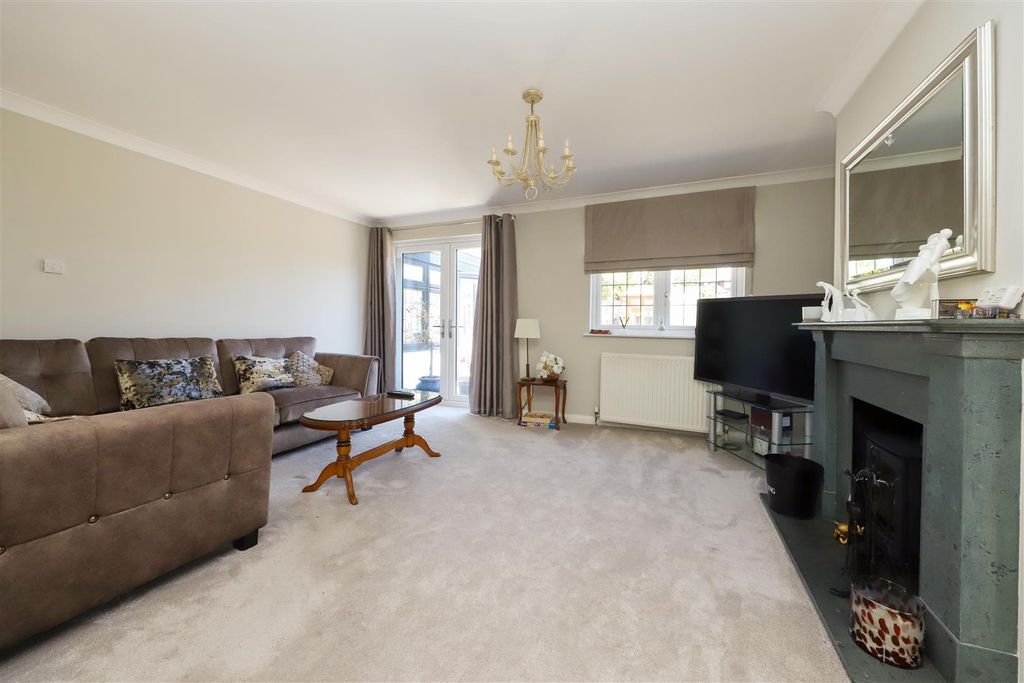 Property photo 2 of 4