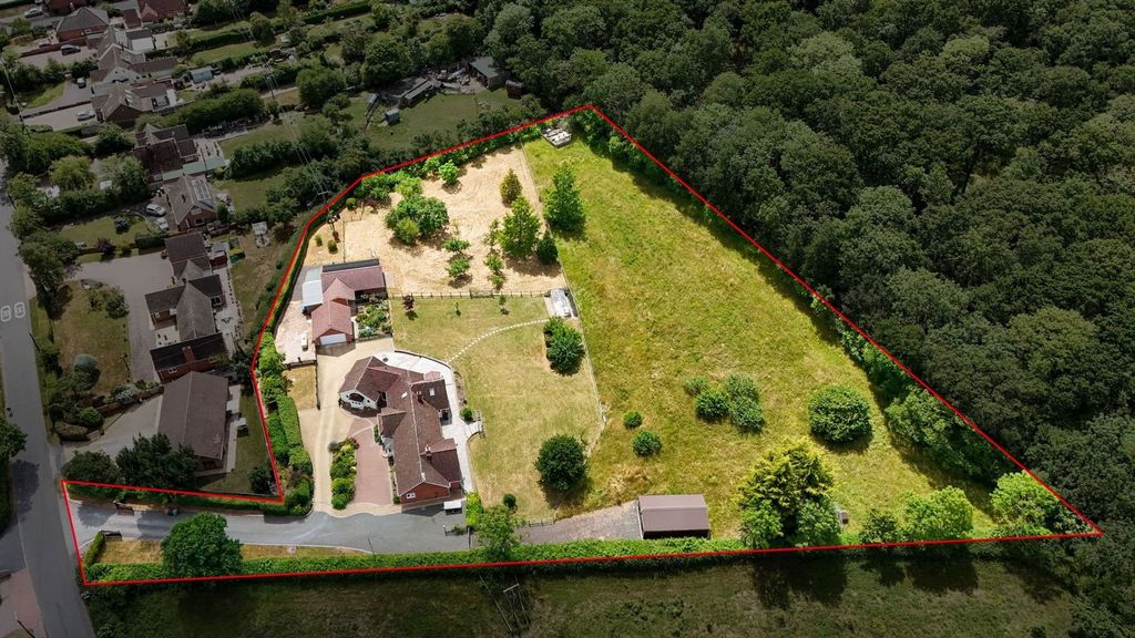 Property photo 2 of 30