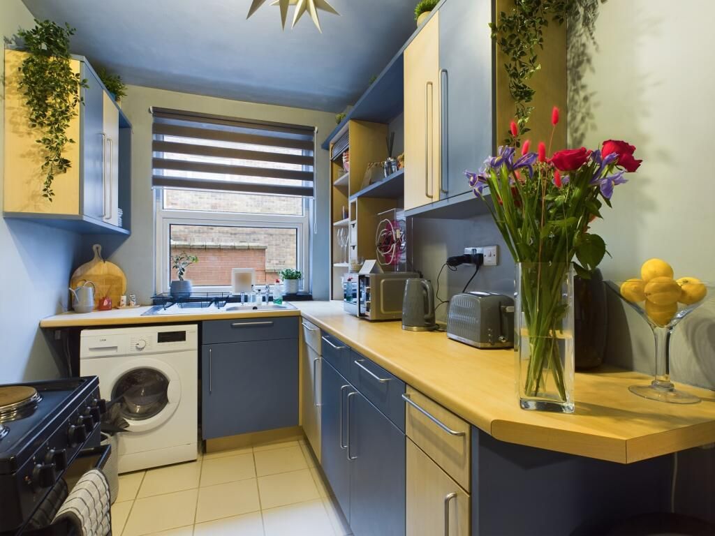 Property photo 2 of 6