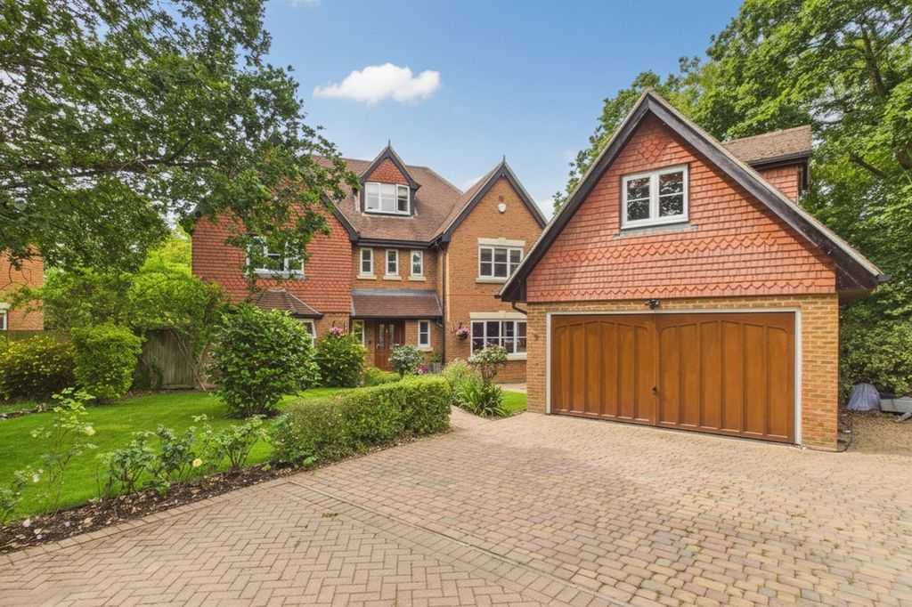 Property photo 1 of 29 Picture No. 70