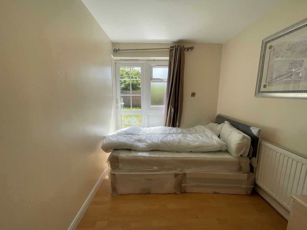 Property photo 3 of 17 Gallery