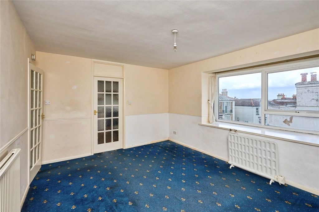 Property photo 2 of 13 Picture No. 08