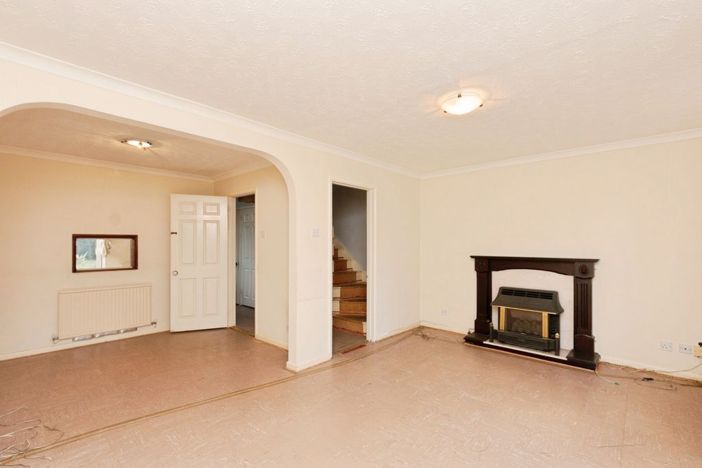 Property photo 3 of 18 Photo