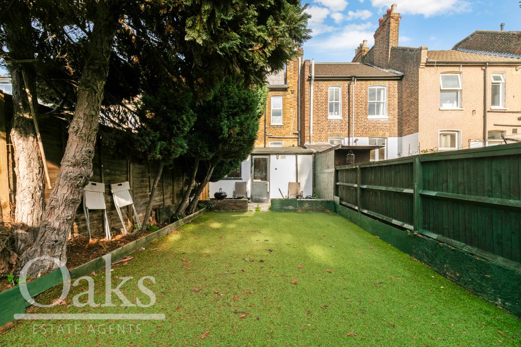 Property photo 2 of 8 Floorplan