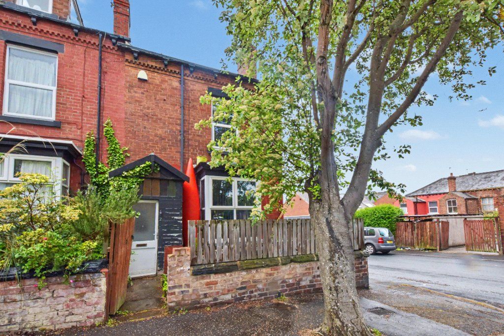 Property photo 1 of 14 Exterior