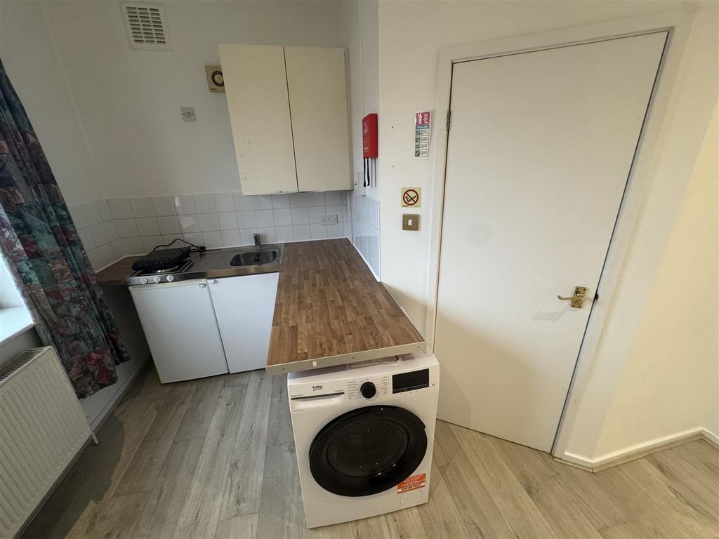 Property photo 3 of 8 Img_7451.Jpeg