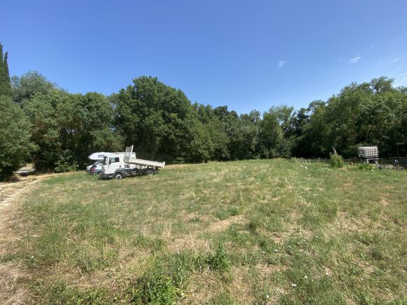 Property photo 1 of 20