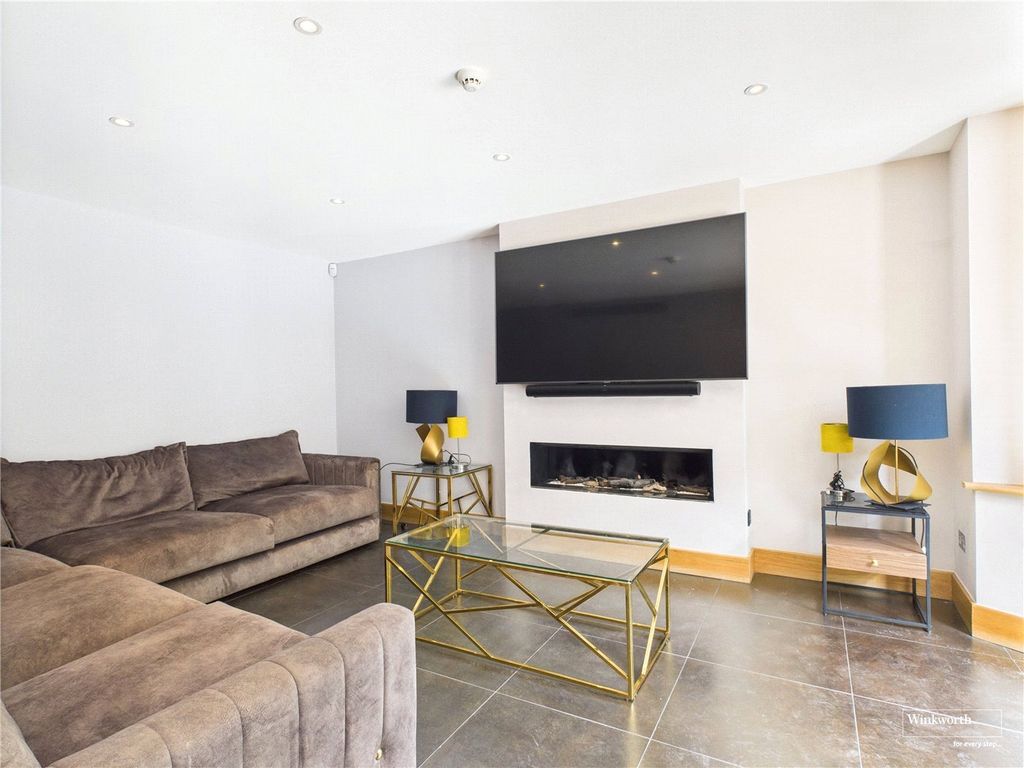 Property photo 3 of 15 Reception Room