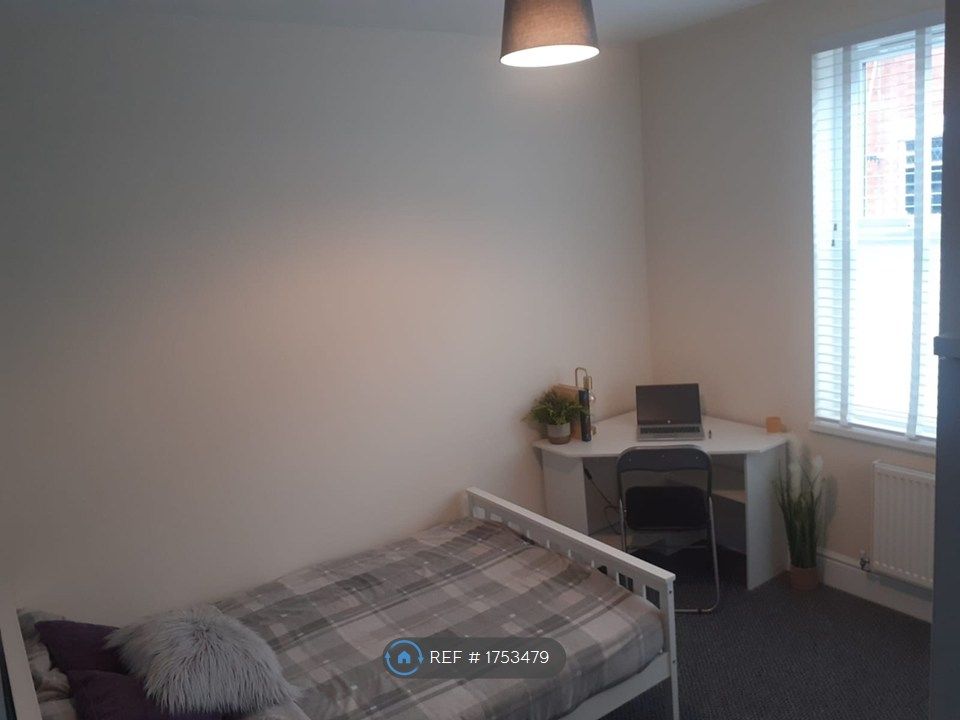 Property photo 2 of 7
