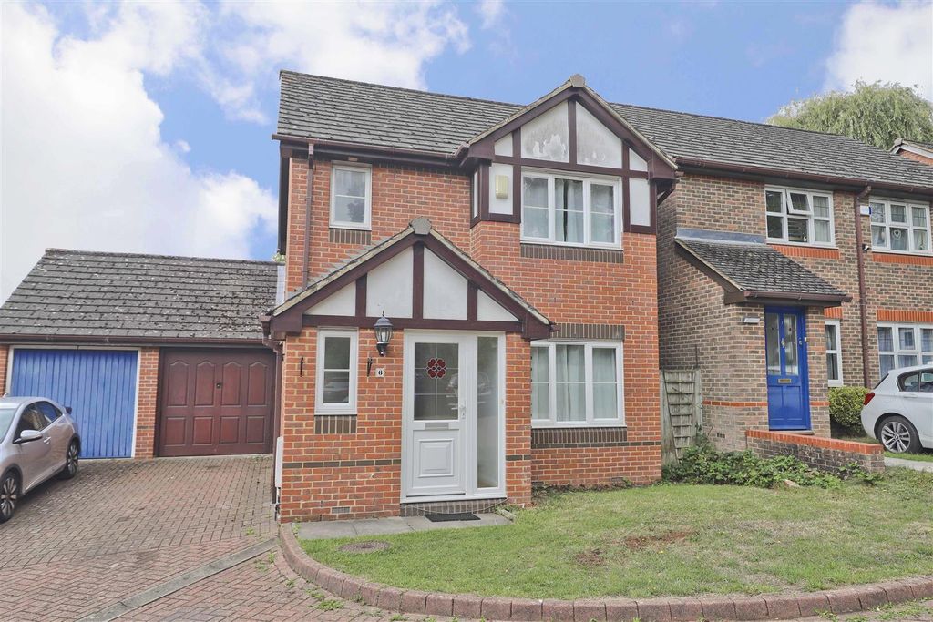 Property photo 1 of 13