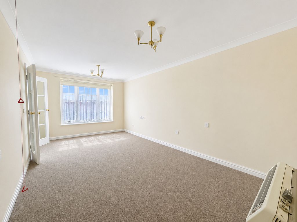 Property photo 3 of 9