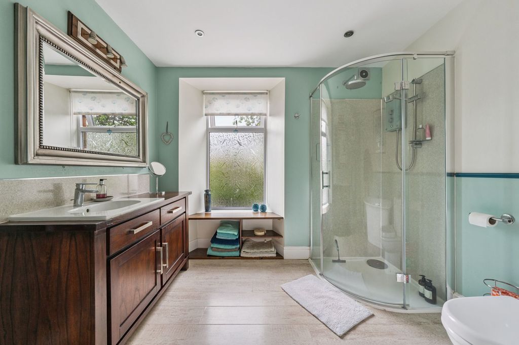 Additional image 27 of 5 bed detached house for sale17 Monreith Road, Newlands, Glasgow G43
