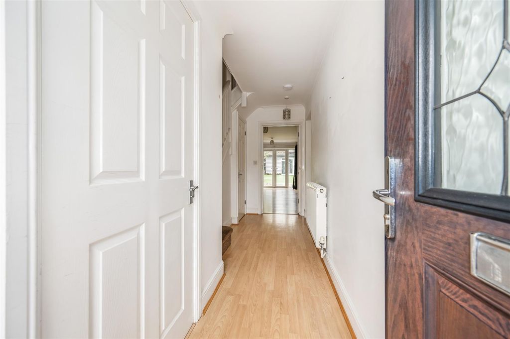 Property photo 3 of 24 Ph18_6423770 Copy.Jpg