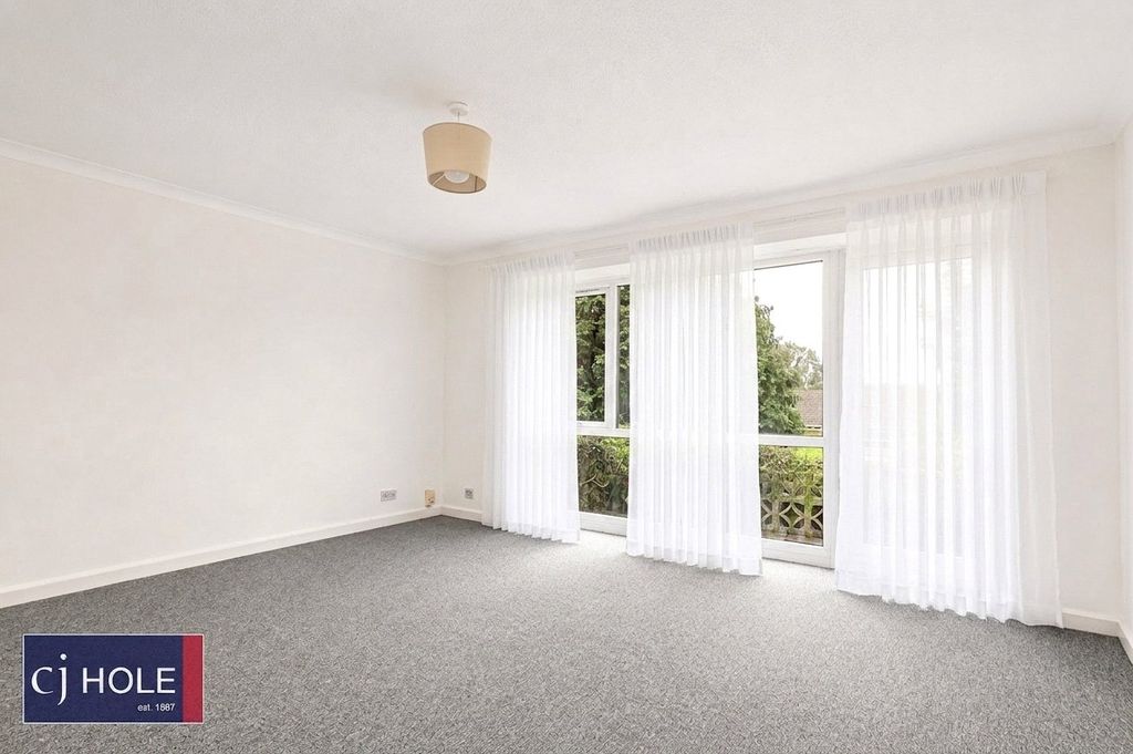 Property photo 2 of 10 Picture No. 23