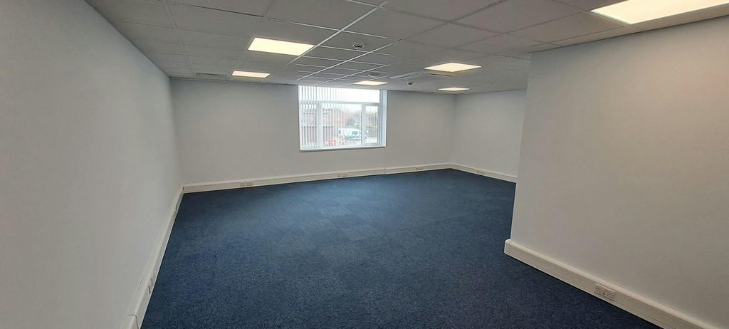 Property photo 2 of 14 20250128_111126.Jpg