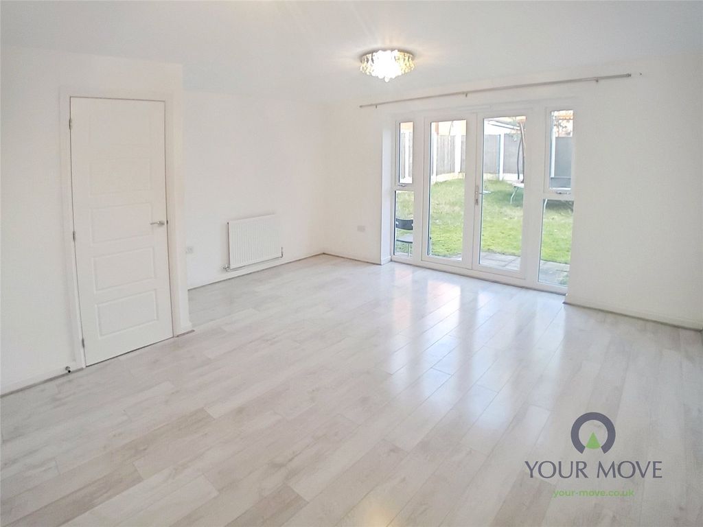 Property photo 2 of 13 Picture No. 17