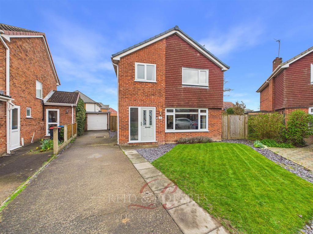 Property photo 2 of 31 Cam03999G0-Pr0220-Still028.Jpg