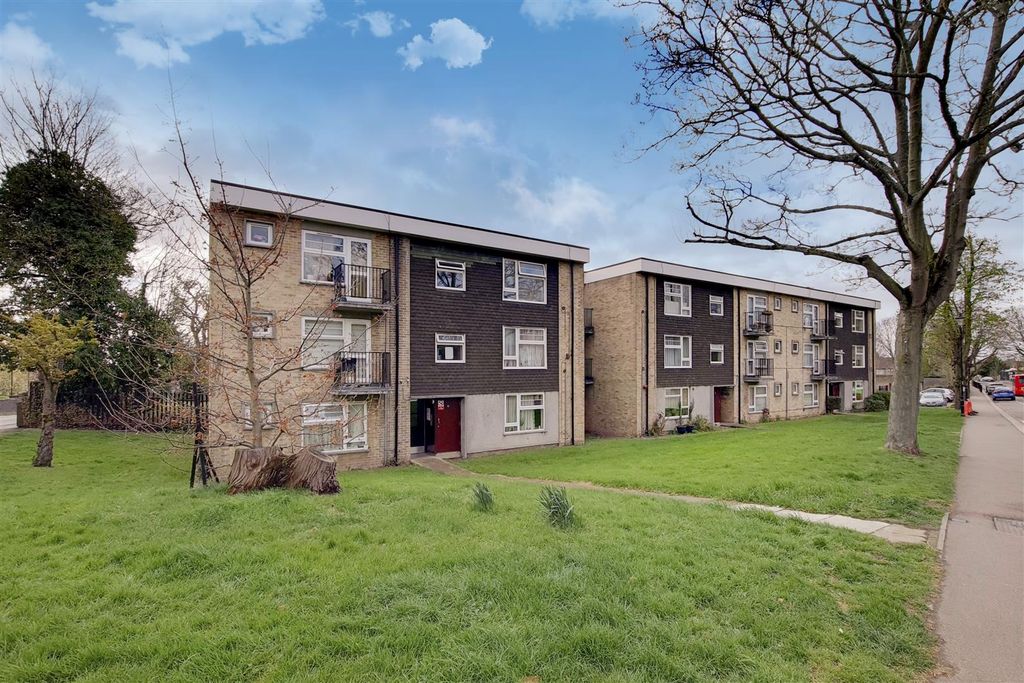 Property photo 3 of 11 0_Exterior-1.Jpg