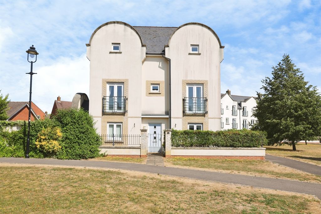 Property photo 1 of 19