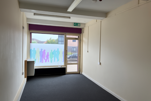 Property photo 2 of 9