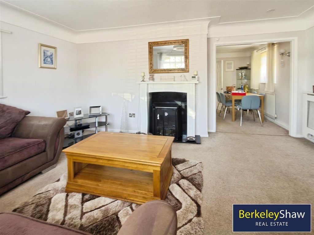 Property photo 3 of 19 31695B99--47D1-Bd6D-402D468170Db-25355-0000036957A