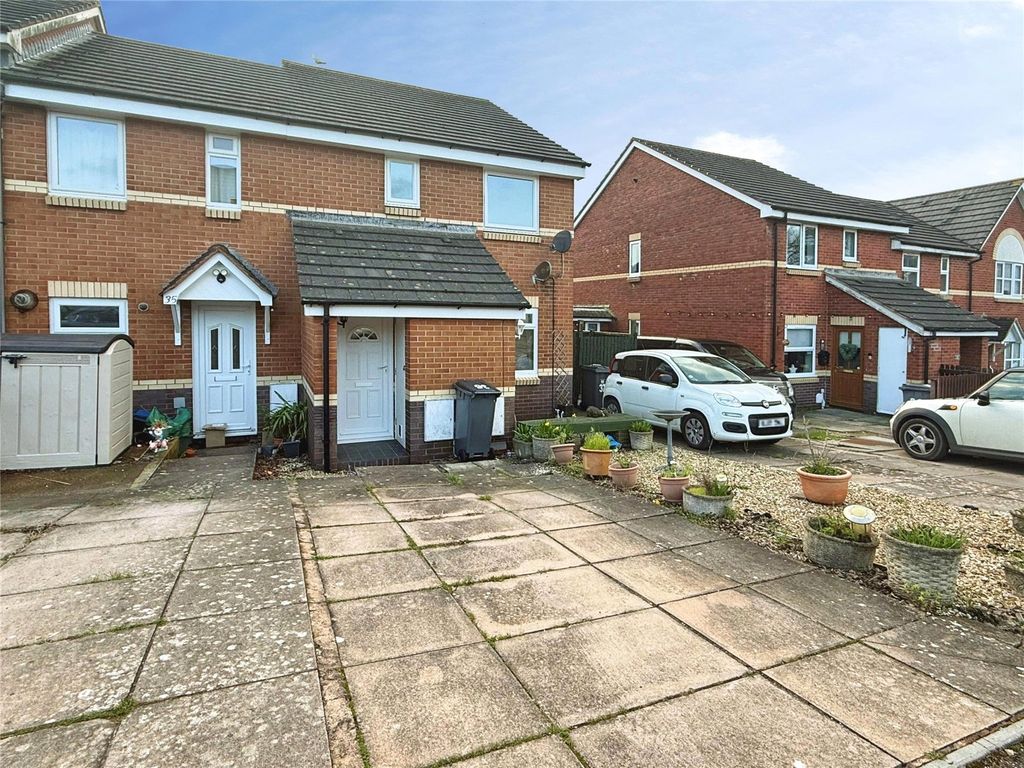 Property photo 1 of 7 Front