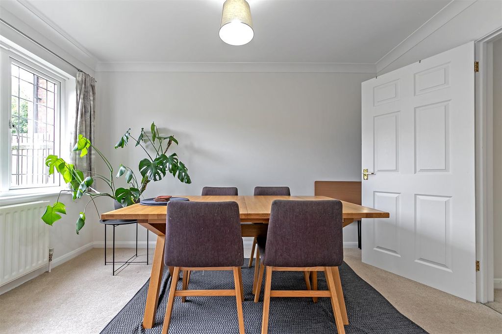 Property photo 3 of 17 4Langfordclose-19.Jpg