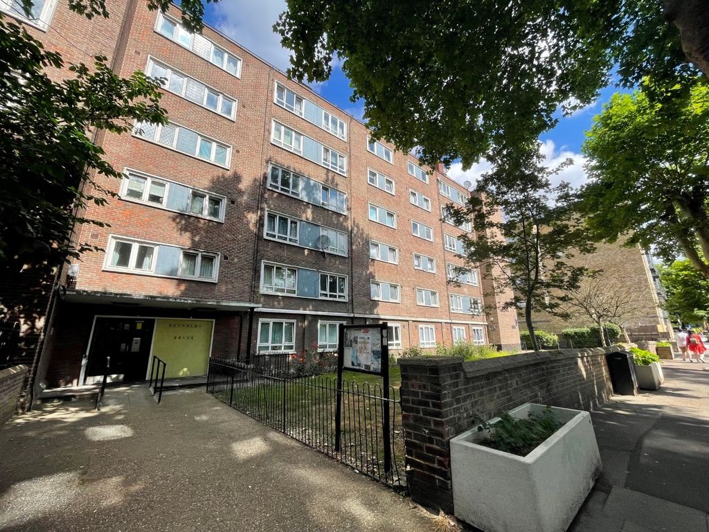 Property photo 1 of 11 1359101