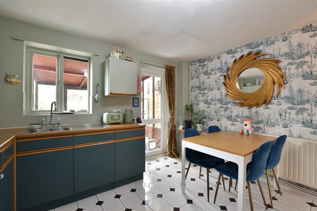 Property photo 2 of 12 Kitchen/Dining Room