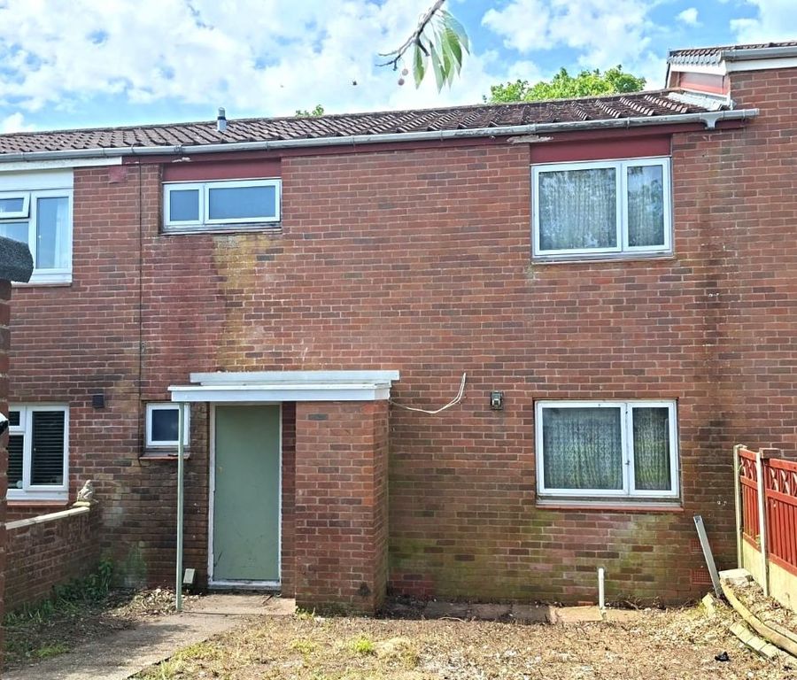 Property photo 1 of 2