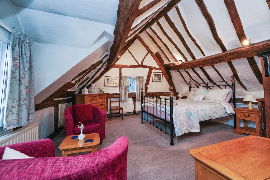 Property photo 3 of 13 Pbox-Img.Jpg