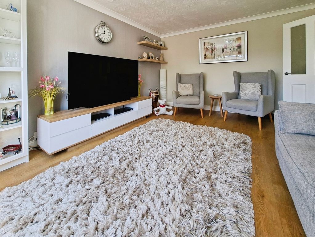 Property photo 3 of 19 Pbox-Img.Jpg
