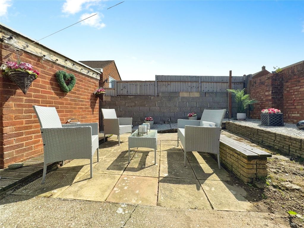 Property photo 2 of 10 Picture No. 04