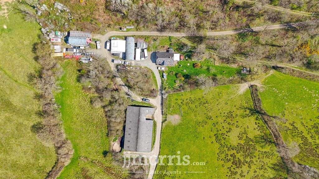 Property photo 2 of 26 Bc45B28E-2043-4A5C-Bb74-C8E22E843Ffd.Jpeg