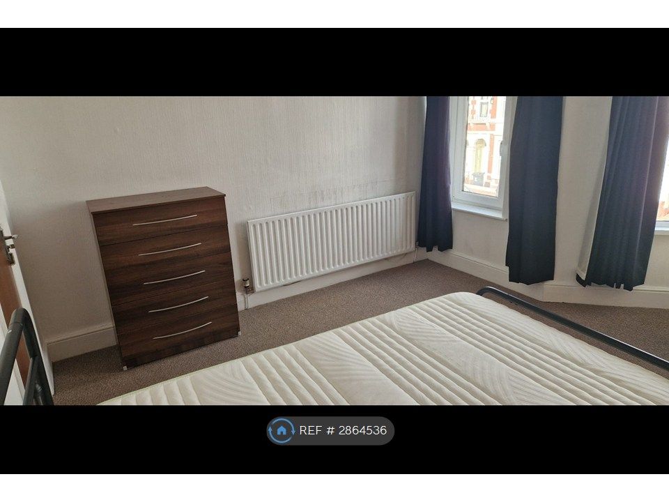 Property photo 2 of 5