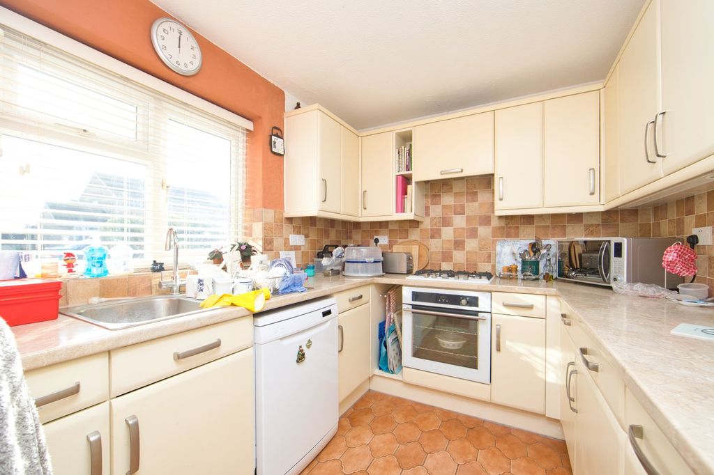 Property photo 3 of 11 Picture 3