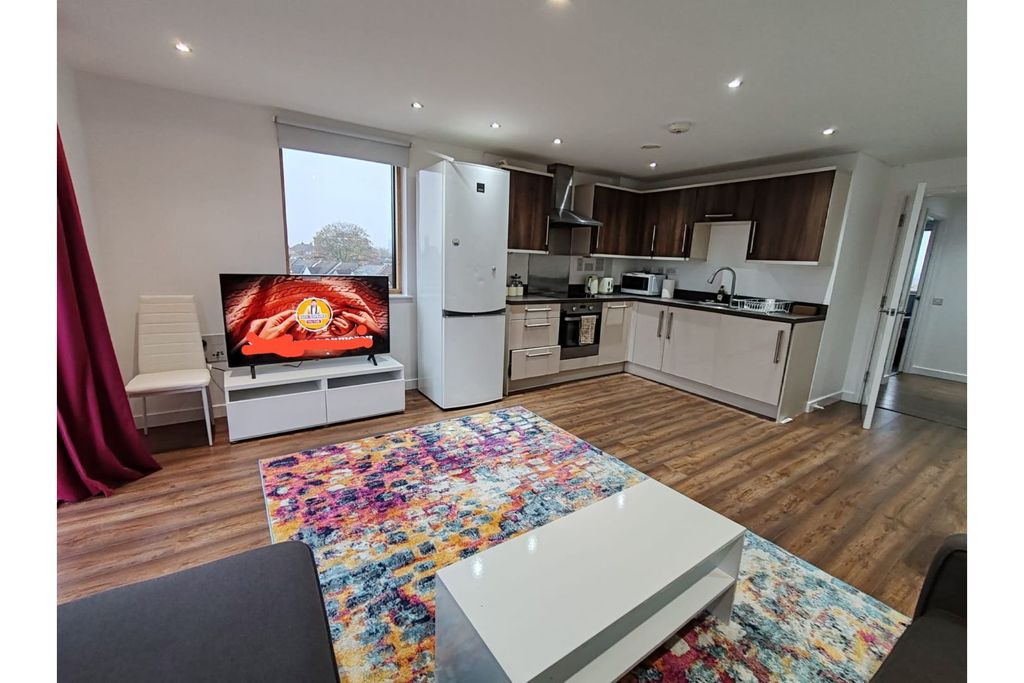 Property photo 2 of 15 Open Plan Living