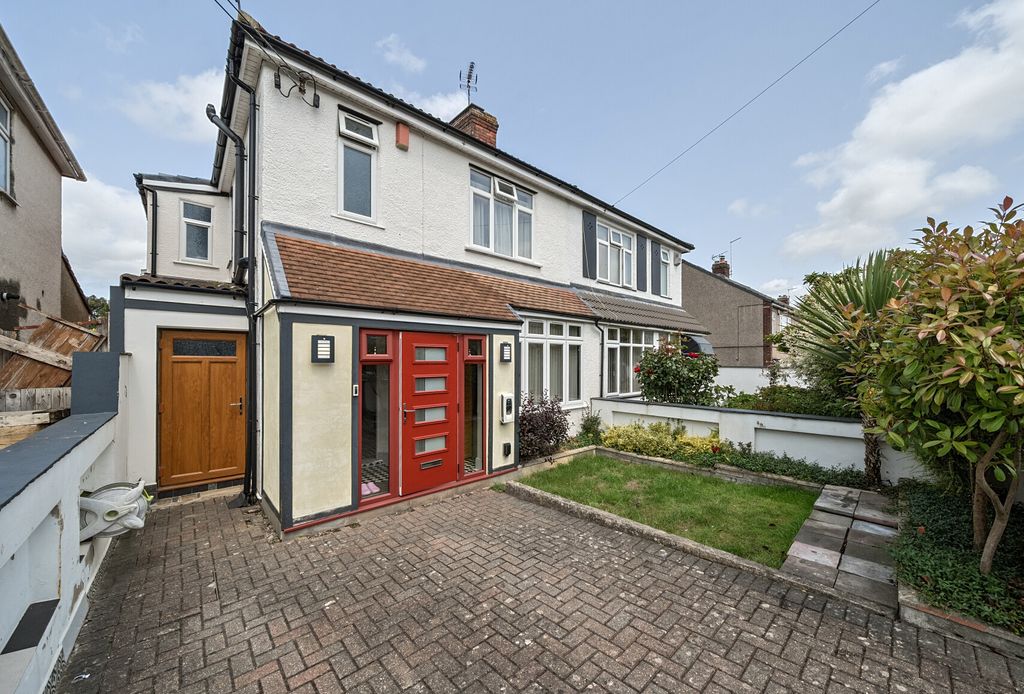 Property photo 1 of 24 1304047-2-683Ef45...
