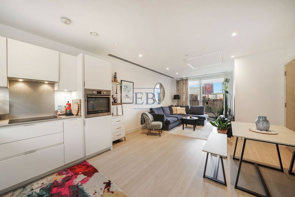 Property photo 2 of 12 Picture No. 02