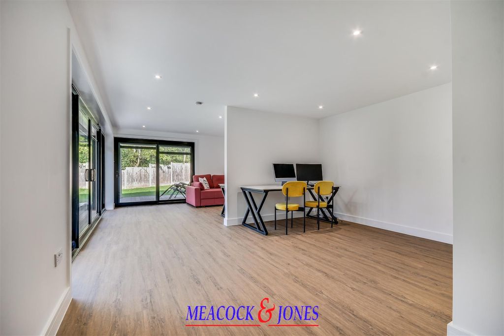 Additional image 32 of 5 bed detached house for saleSilver Birches, Hutton, Brentwood CM13