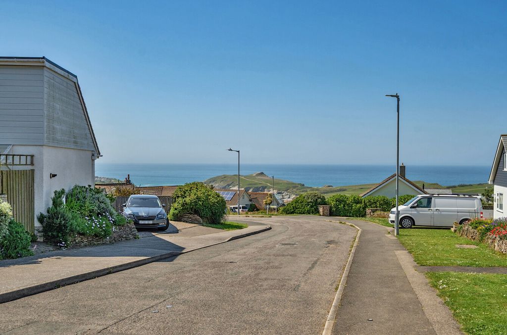 Property photo 1 of 15 1464525-2-6A15Ac1...