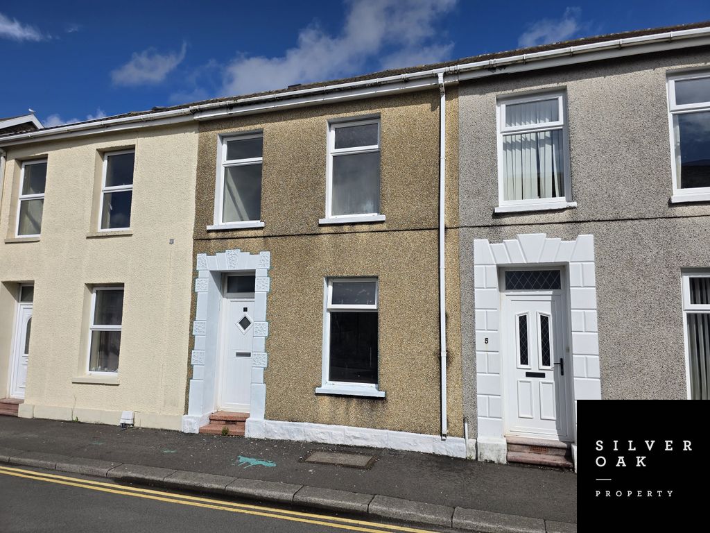 Property photo 1 of 8 1