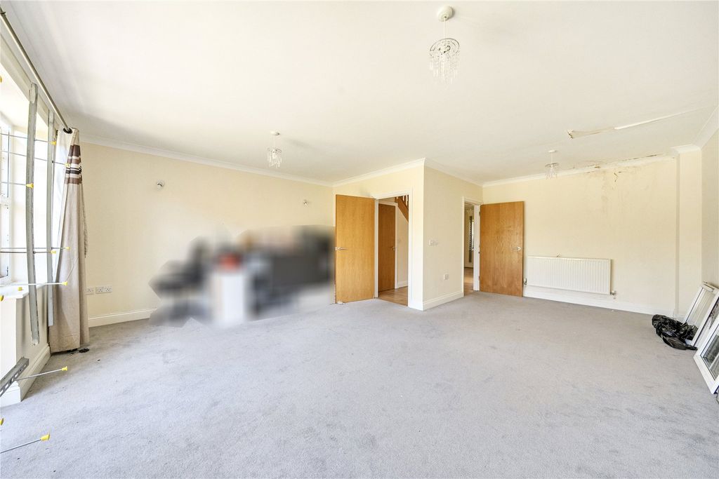 Property photo 2 of 8 Picture No. 26