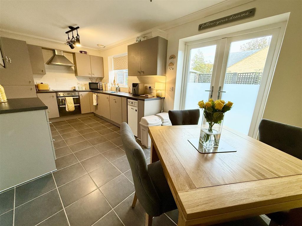 Property photo 2 of 19 Kitchen Diner