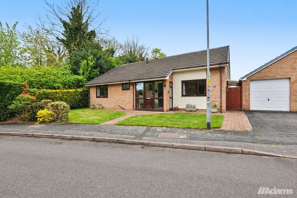 Property photo 2 of 29