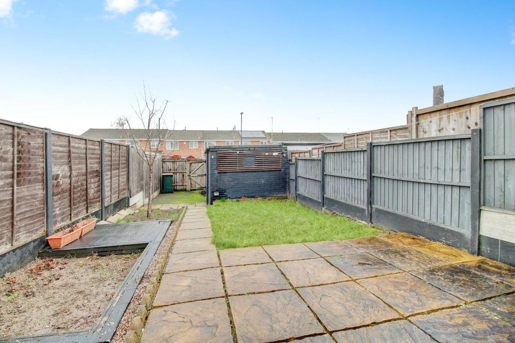 Property photo 3 of 18