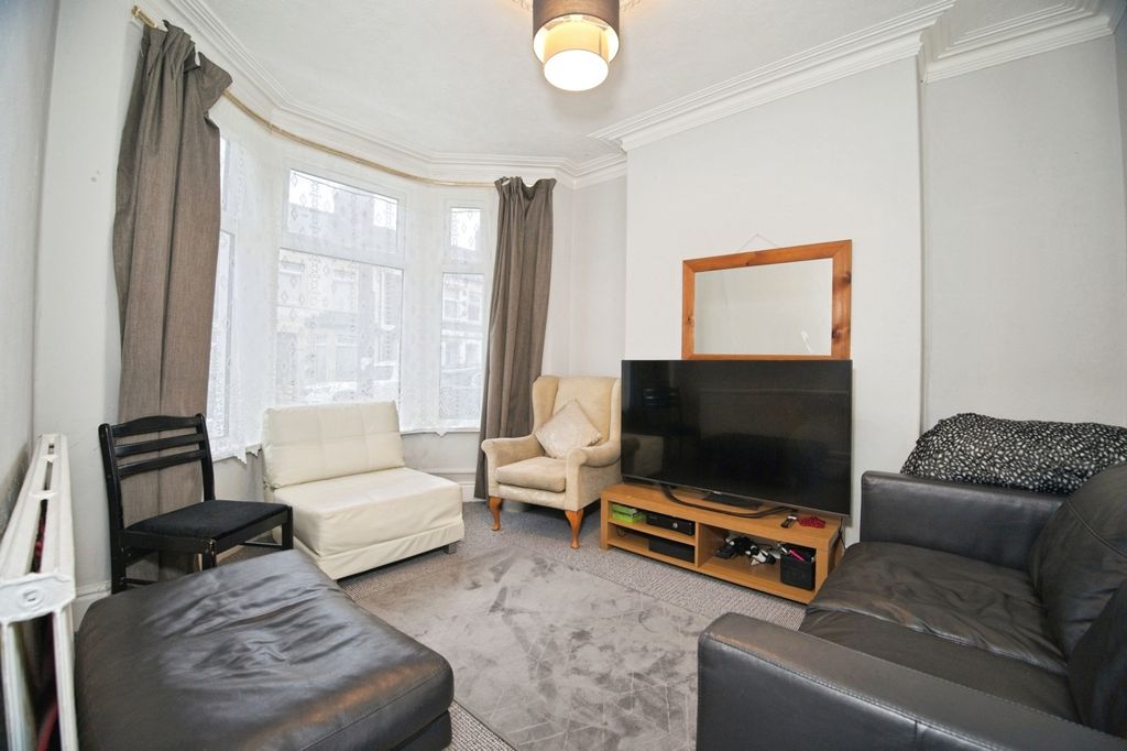 Property photo 2 of 24 Pbox-Img.Jpg