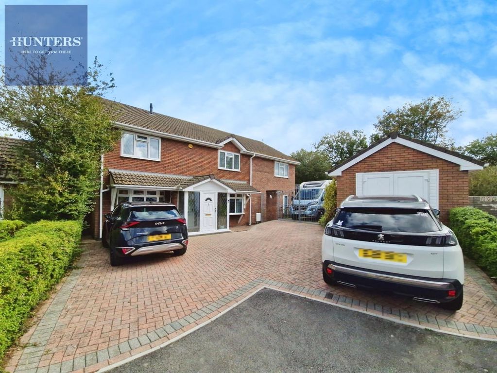 Property photo 1 of 31 F9A80c04-1000079416.Jpg