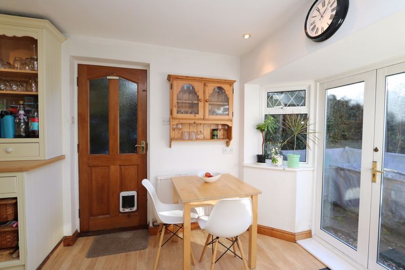 Property photo 3 of 19 Photo 25